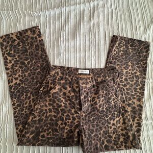 ABERCROMBIE AND FITCH leopard mid rise, slouchy Jean.
